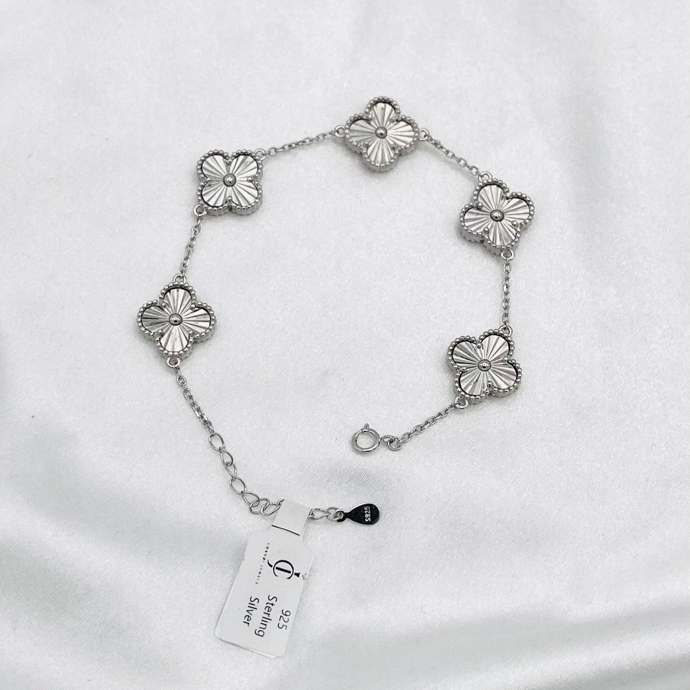 Women Silver Van Cleef 5 Clover Bracelet In Sterling Silver WBV07